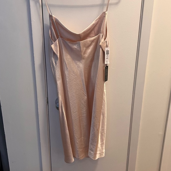NWT Aritzia Ten by Babaton Encore Satin Slip Dress in Denude M - Picture 4 of 7